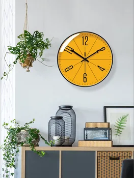 2024 נורדי פשוט שעוני קיר חדר השינה מסעדת קישוט סלון שעון יצירתי האישיות המודרנית שעון קיר אילם הביתה